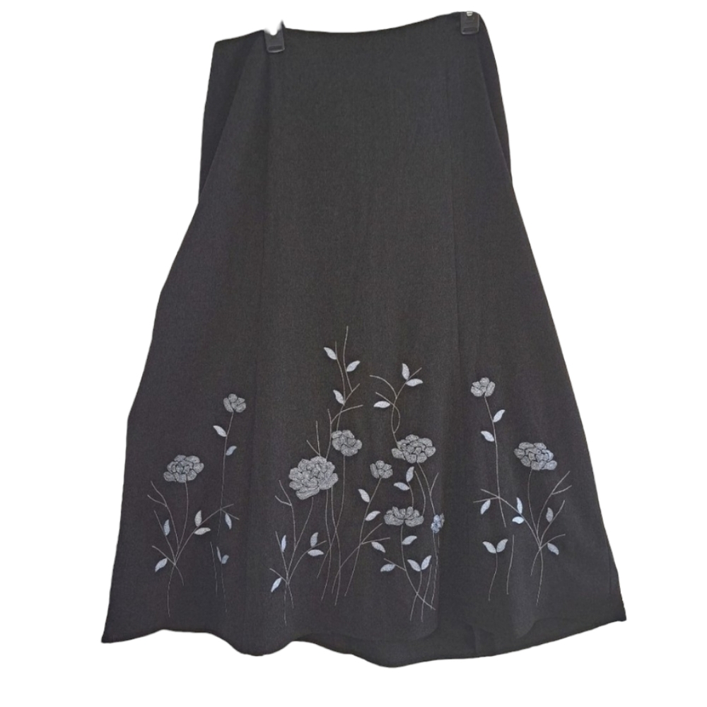 Dressbarn Gray A-Line Embroidered Floral Skirt Plus Size 16